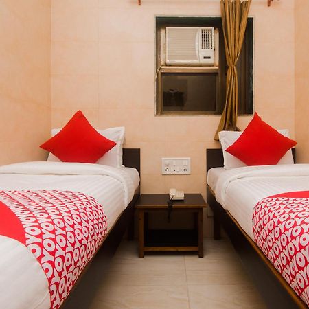Hotel O Kamal Мумбай Екстериор снимка
