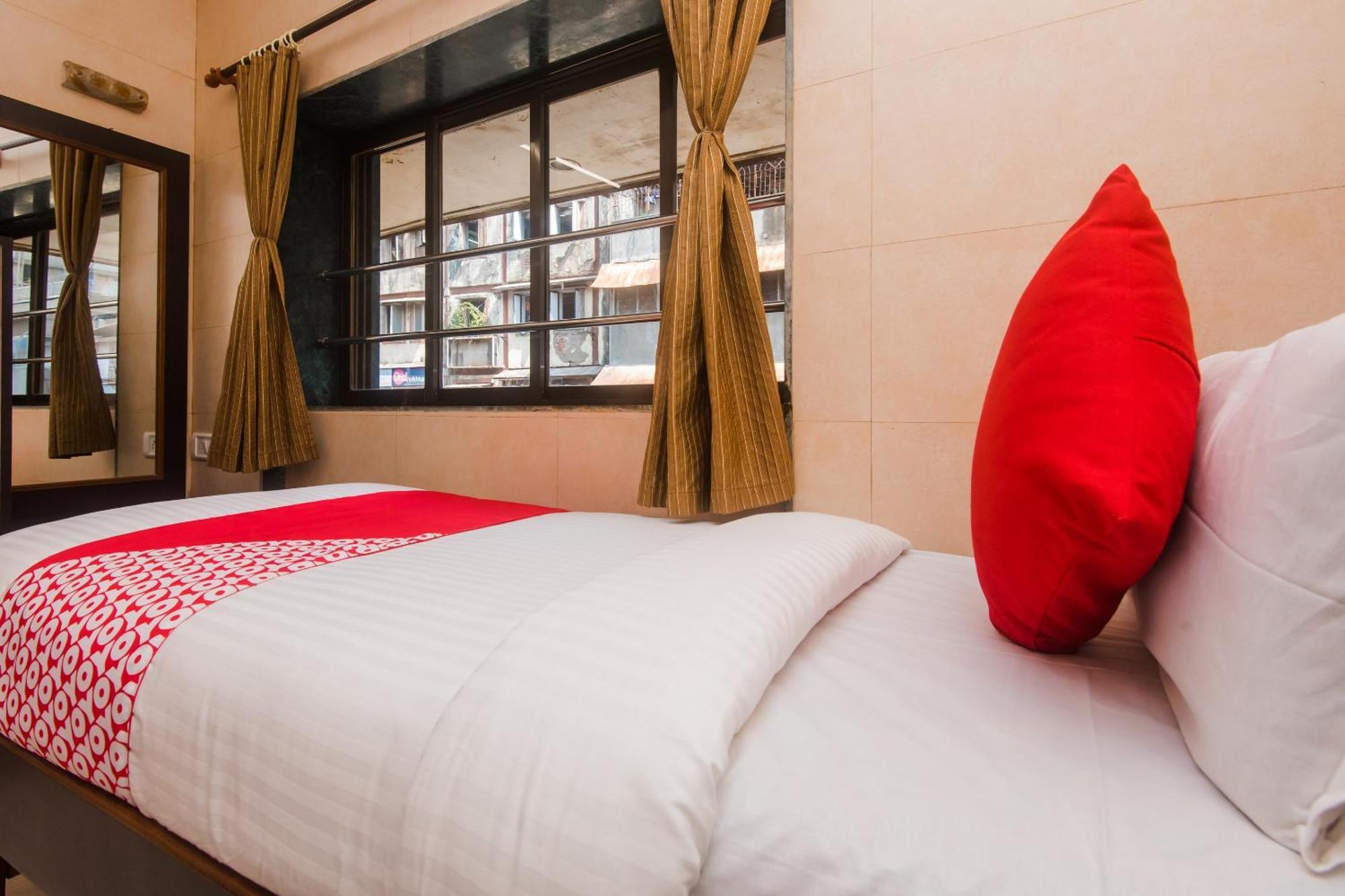 Hotel O Kamal Мумбай Екстериор снимка